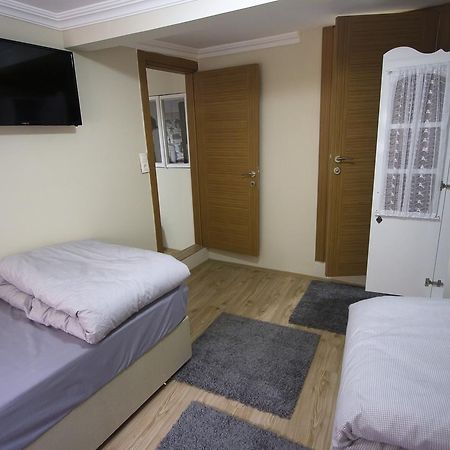 Istanbul Erasmus House Hotel Kültér fotó
